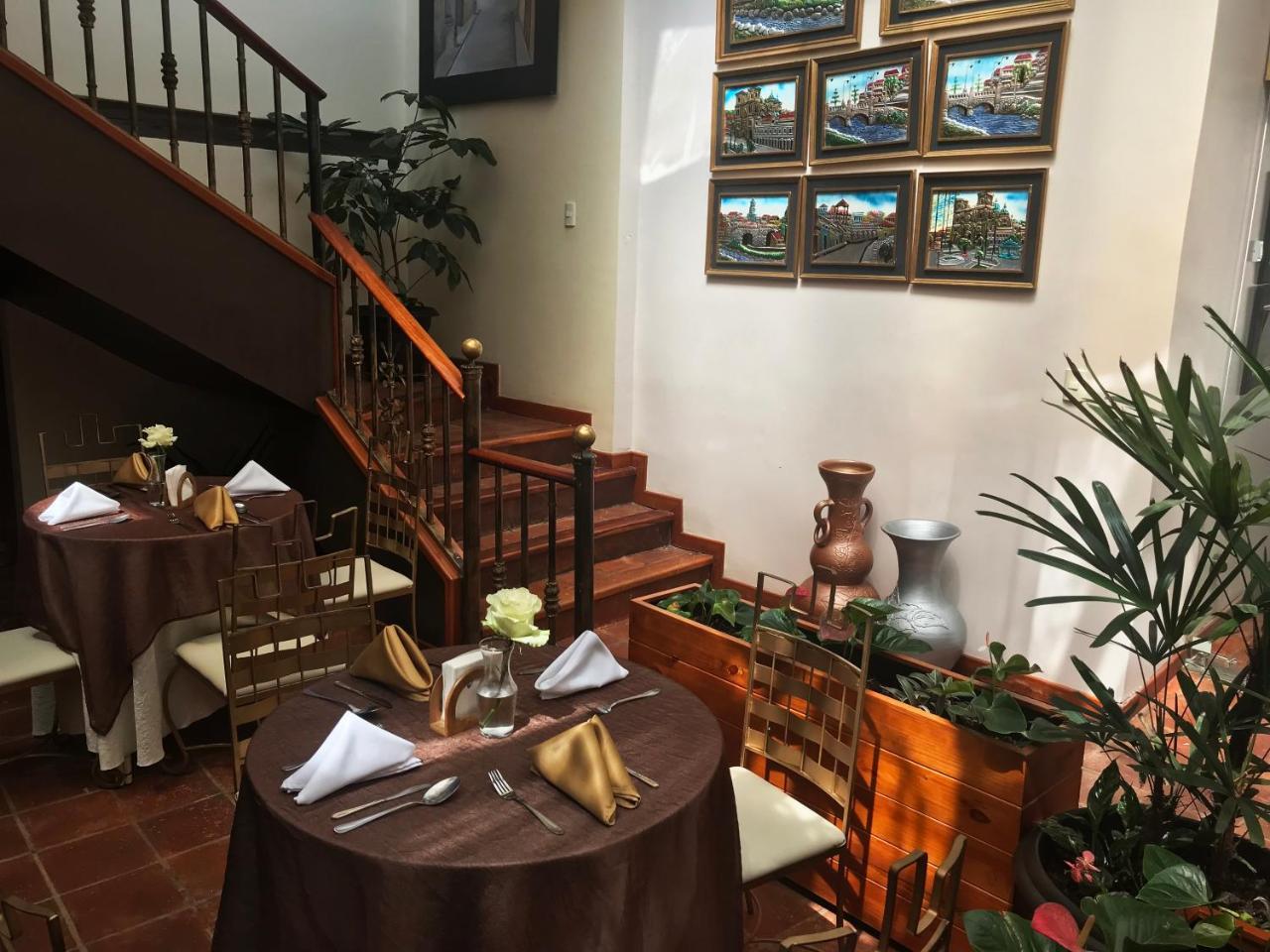 Hotel Boutique Castilla De Leon Куенка Екстериор снимка
